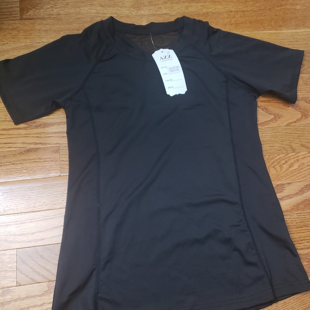 Mesh active wear shirt S/M